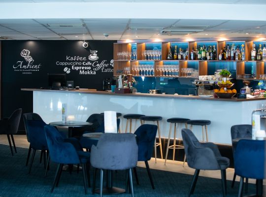 Lobby Bár