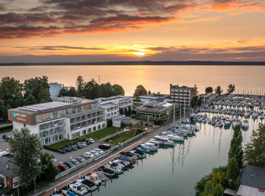 Hotel Yacht Siófok